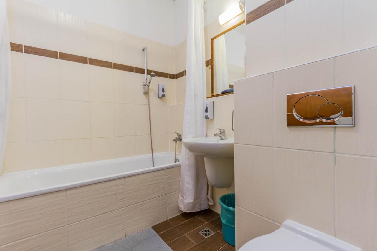 Lovag Charming Apartment In The Center-Ac บูดาเปสต์ ภายนอก รูปภาพ