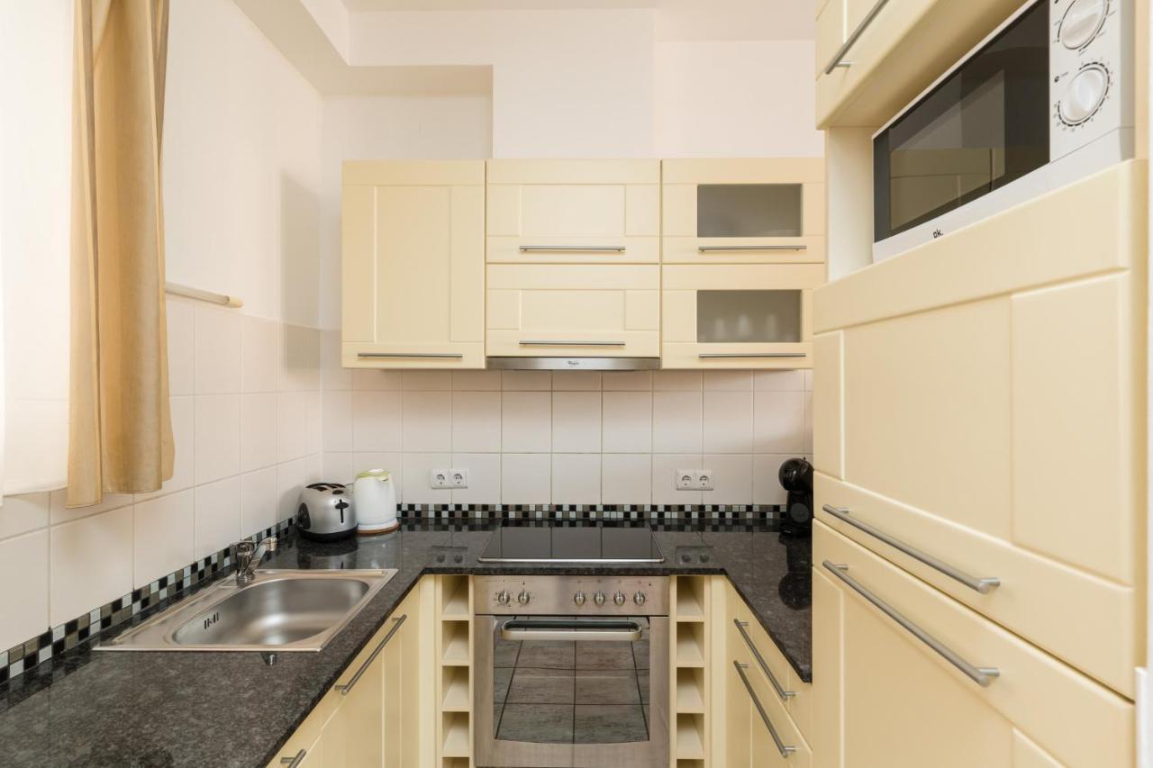 Lovag Charming Apartment In The Center-Ac บูดาเปสต์ ภายนอก รูปภาพ