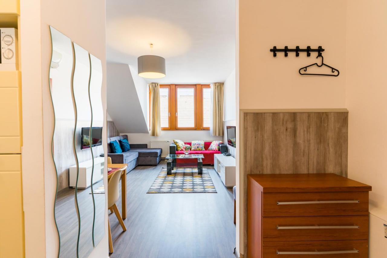 Lovag Charming Apartment In The Center-Ac บูดาเปสต์ ภายนอก รูปภาพ