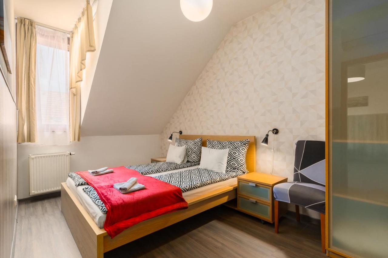 Lovag Charming Apartment In The Center-Ac บูดาเปสต์ ภายนอก รูปภาพ